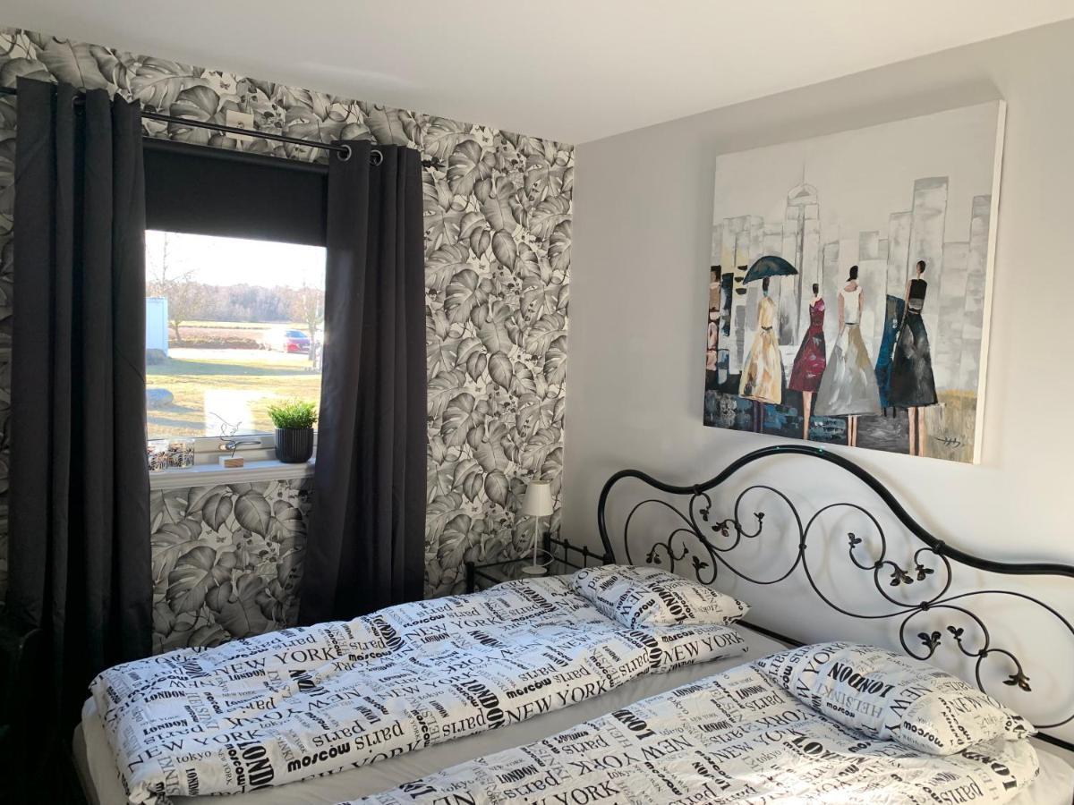 4Hearts B&B 瑟尔沃斯堡 外观 照片